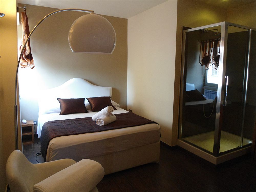 Aida Charming Rooms Рим Экстерьер фото